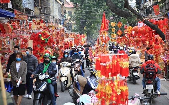 Un rincón en la calle de Hang Ma, donde se venden numerosos tipos de decoraciones para el hogar. (Fotografía: hanoimoi.com.vn)