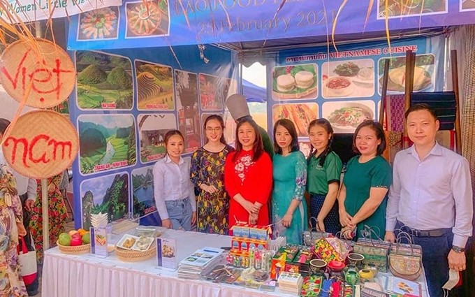 El puesto de Vietnam en la Feria de Gastronomía de Laos. (Fotografía: thoidai.com.vn)