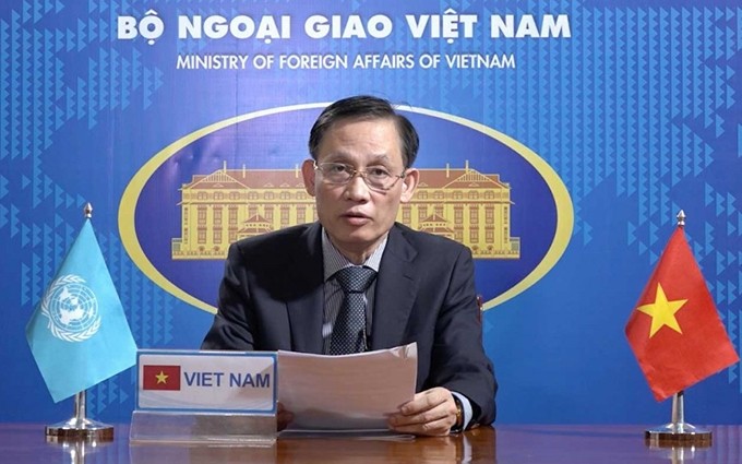 El viceministro de Relaciones Exteriores de Vietnam, Le Hoai Trung.