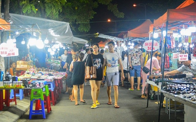 Da Nang ofrece promociones para impulsar la economía nocturna. (Fotografía: nhandan.com.vn)