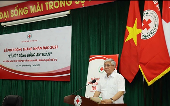 Presidente del Comité Central del Frente de la Patria de Vietnam, Do Van Chien, interviene en el evento (Fotografía: https://suckhoedoisong.vn/)