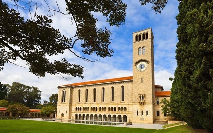 La Universidad de Australia Occidental.
