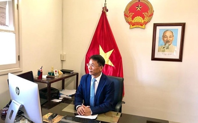 El embajador de Vietnam en Venezuela, concurrente en Barbados, Le Viet Duyen. (Fotografía: VNA)