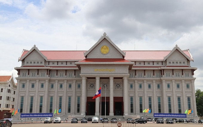 Nueva sede de la Asamblea Nacional de Laos, símbolo de la relación especial entre Vietnam y Laos. (Fotografía: Nhan Dan)