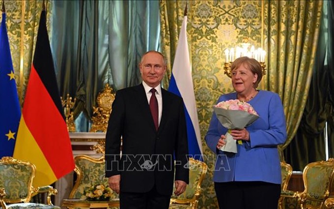El presidente ruso, Vladimir Putin, y la canciller alemana, Angela Merkel, en una reunión en Moscú el 20 de agosto de 2021.