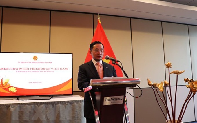 El embajador de Vietnam en Canadá, Pham Cao Phong, habla en el evento. (Fotografía: VNA) 