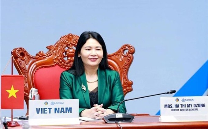 La subjefa de la Auditoría Estatal, Ha Thi My Dung (Foto: VNA)