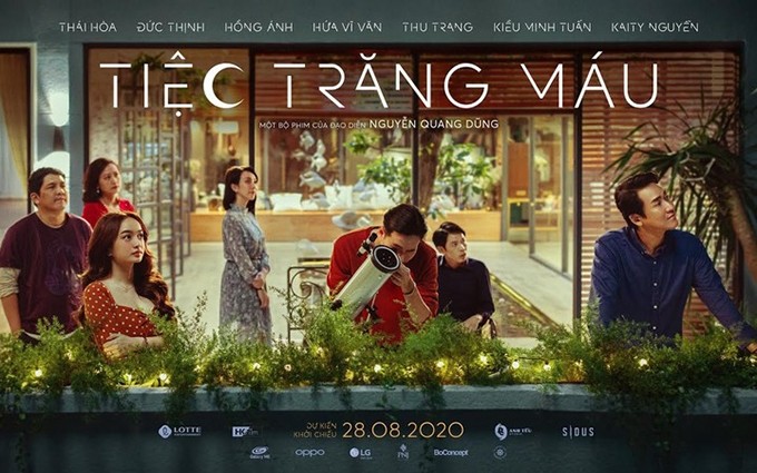 Cartel de la película "Tiec Trang Mau" (Fiesta de la luna de sangre).