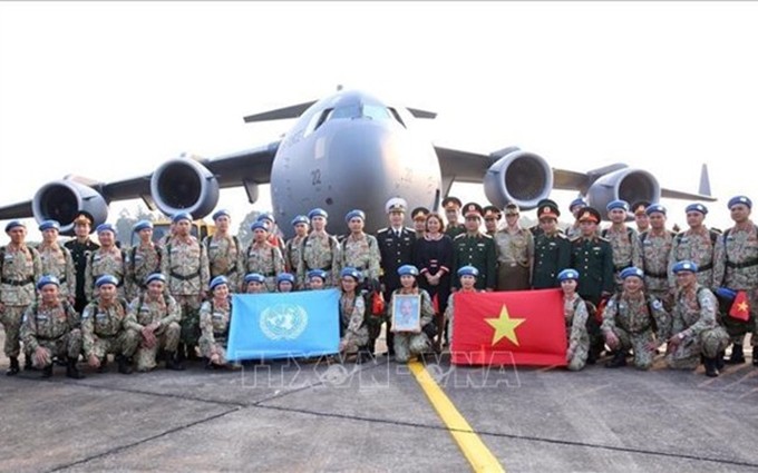 Soldados vietnamitas participan en misiones de mantenimiento de paz en Sudán del Sur (Fotografía: VNA)