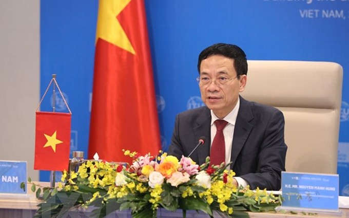 El ministro de Información y Comunicación de Vietnam, Nguyen Manh Hung. (Fotografía: VNA)
