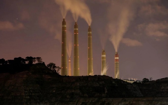 Una central eléctrica de carbón en Suralaya, provincia de Banten, Indonesia, 11 de julio de 2020. (Fotografía: Reuters)