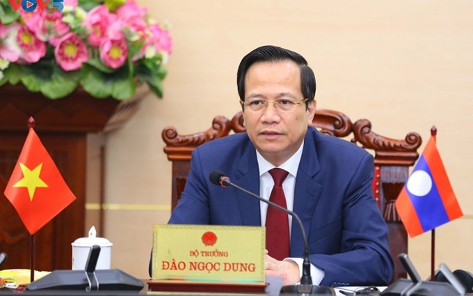 El ministro de Trabajo, Inválidos de Guerra y Asuntos Sociales de Vietnam, Dao Ngoc Dung, en la reunión. (Fotografía: VOV) 