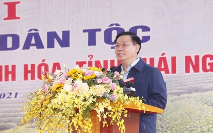   El presidente de la Asamblea Nacional de Vietnam, Vuong Dinh Hue.