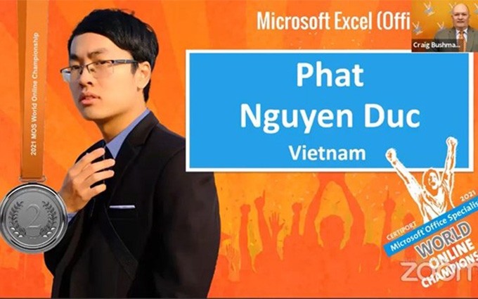 Nguyen Duc Phat gana medalla de plata en concurso de Microsoft Office 2021.