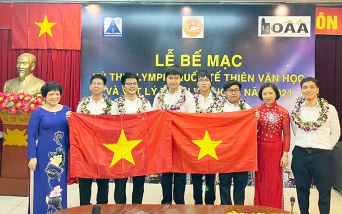 La delegación de Vietnam en el torneo. (Fotografía: hanoimoi.com.vn)