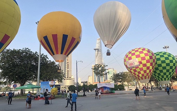 Efectúan en ciudad de Thu Duc festival de globos aerostáticos.