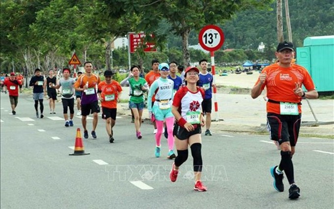 Los corredores en el Maratón Internacional de Da Nang 2019. (Fotografía: VNA)
