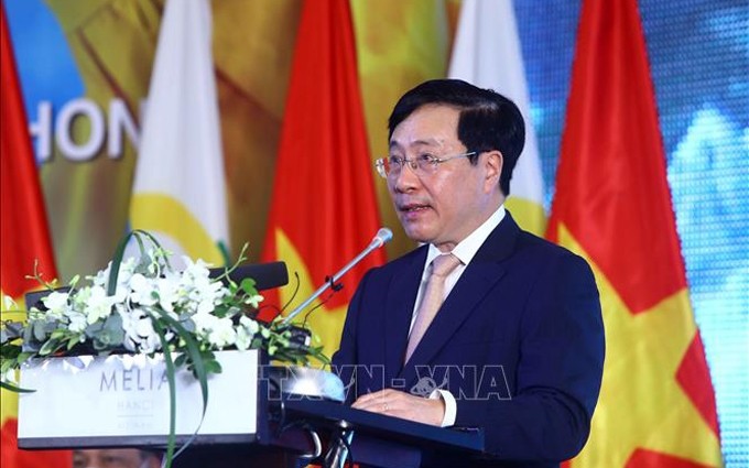 El vice primer ministro permanente de Vietnam, Pham Binh Minh, interviene en el evento. (Fotografía: VNA)