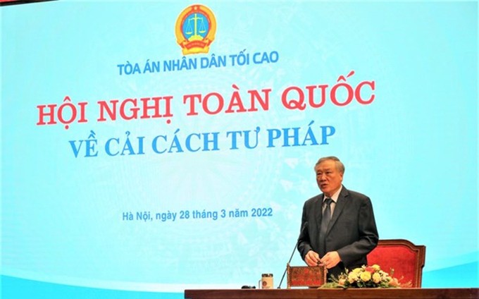 El presidente del Tribunal Popular Supremo de Vietnam, Nguyen Hoa Binh. (Fotografía: VNA)