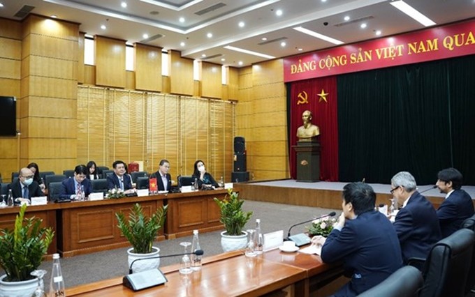 Panorama de la reunión. (Fotografía: congthuong.vn)
