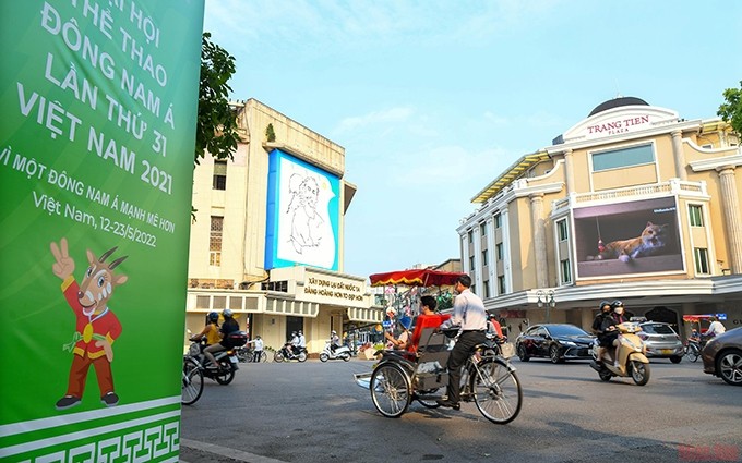 Calles de Hanói se engalanan para dar la bienvenida a SEA Games 31. (Fotografía: Nhan Dan)