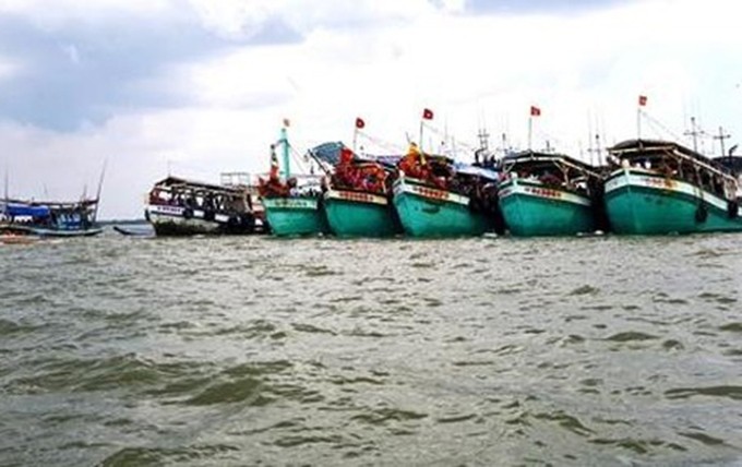 Embarcaciones en el rito Ruoc Ong o Thinh Ong (invitar al Dios Ballena).