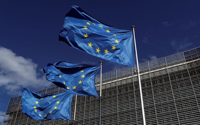  La bandera de la Unión Europea en la sede de la Comisión Europea en Bruselas, Bélgica. (Foto: Reuters)
