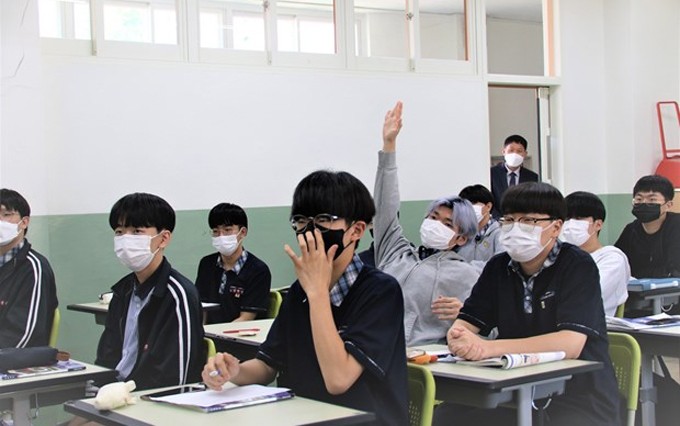 En una clase vietnamita de la escuela preuniversitaria de Myeonmok. (Fotografía: VNA)