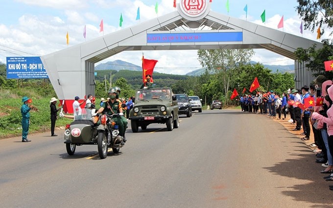 El acto cuenta con la presencia de los pobladores locales. (Fotografía: thoidai.com.vn)