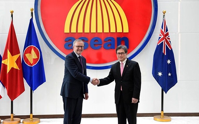 El primer ministro de Australia (I) y el secretario general de la Asean. (Fotografía: ASEAN.org)
