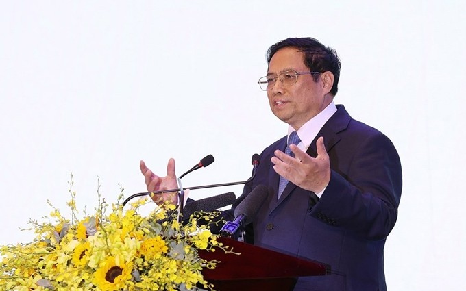 El primer ministro de Vietnam, Pham Minh Chinh, interviene en el evento. (Fotografía: VNA)