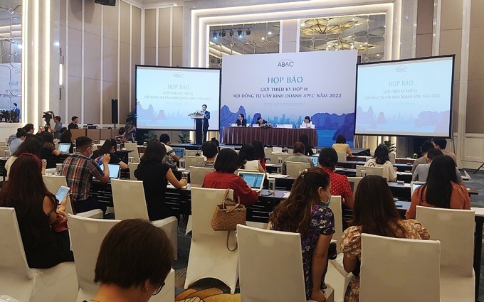 Escena de la conferencia de prensa. (Fotografía: baoquocte.vn)