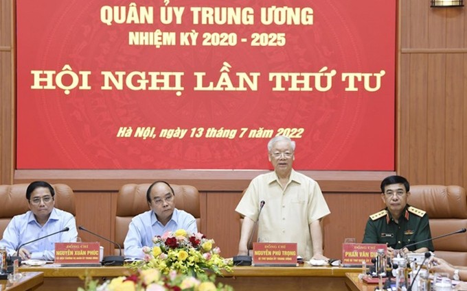 El secretario general del Partido Comunista de Vietnam, Nguyen Phu Trong habla en la reunión. (Fotografía: VGP)