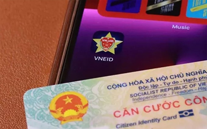 Estrenan en Vietnam aplicación de identificación electrónica. (Fotografía: baodantoc.vn)