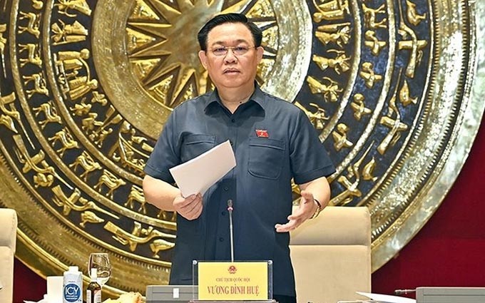 el presidente de la Asamblea Nacional de Vietnam, Vuong Dinh Hue en el evento. (Fotografía: Nhan Dan)