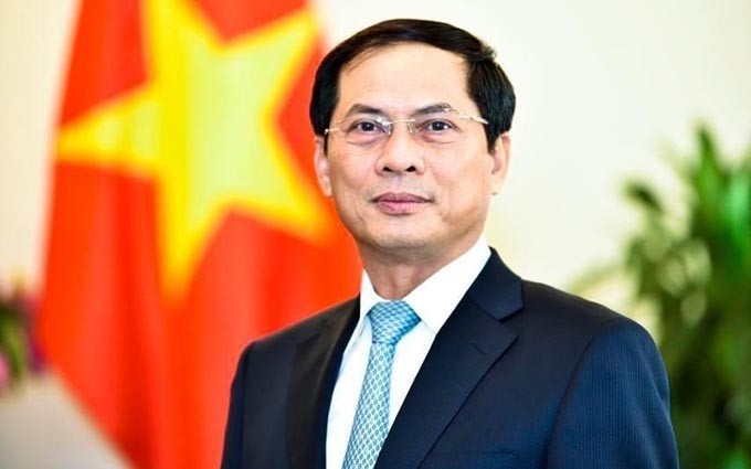 Bui Thanh Son, miembro del Comité Central del Partido Comunista, ministro de Relaciones Exteriores de Vietnam. 