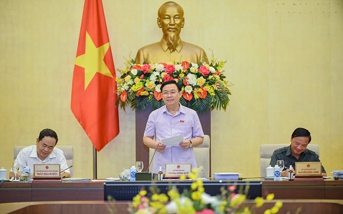 El presidente de la Asamblea Nacional de Vietnam, Vuong Dinh Hue, interviene en la cita. (Fotografía: quochoi.vn)