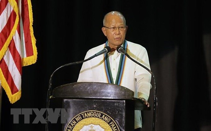 El secretario de Defensa filipino, Delfin Lorenzana (Fuente: VNA)