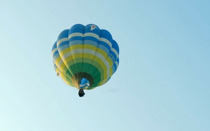 Globo aerostático en el cielo de la antigua capital Hue. (Fotografía: VOV)