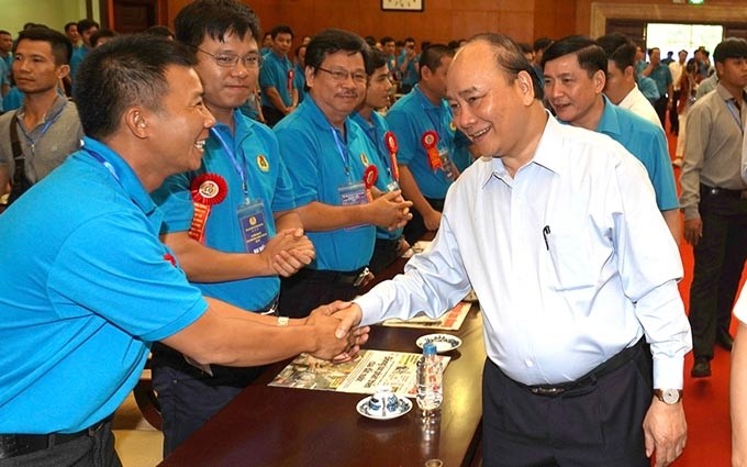 Premier vietnamita resalta el papel de trabajadores calificados