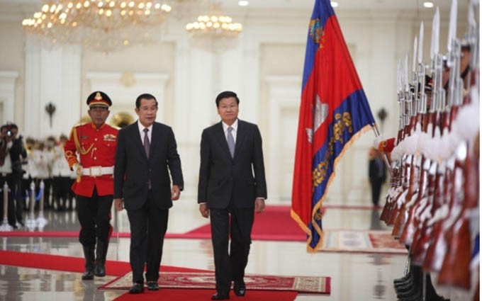 La ceremonia de recibimiento al primer ministro de Laos, Thongloun Sisoulith (Fotografía: Fresh News)