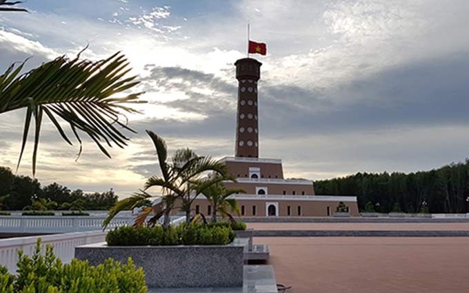 La Torre de la Bandera de Hanói en el cabo de Ca Mau.